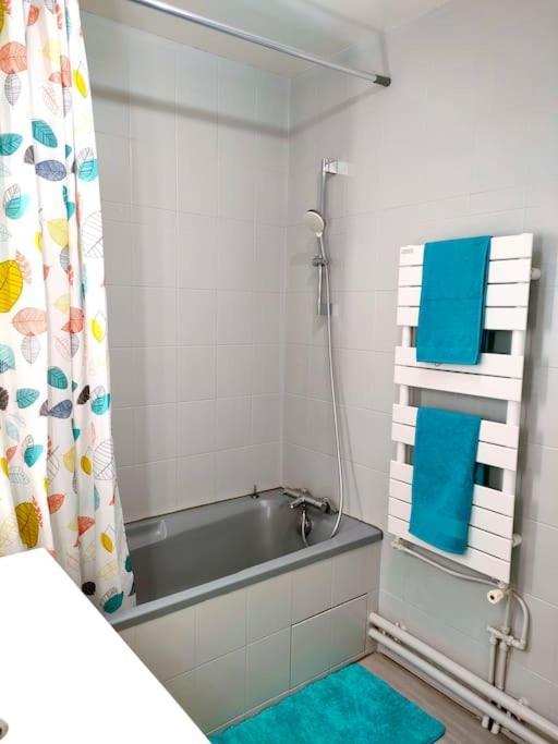 85 M2 Proche De Paris Stade De France Parking Free Appartement Groslay